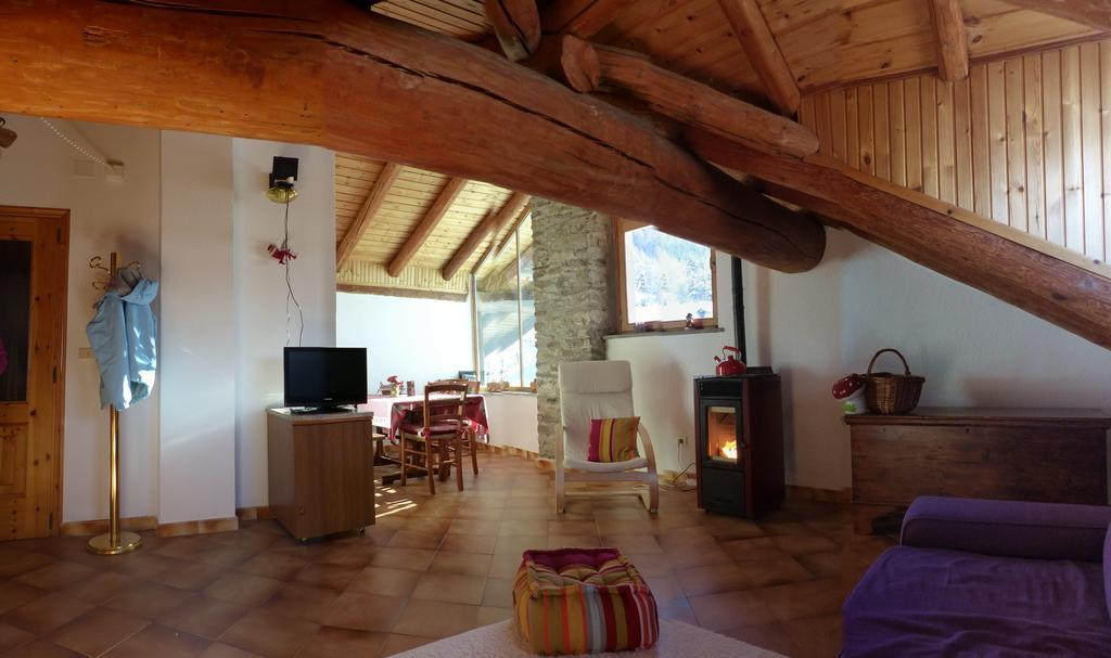 Appartamenti Grivola Ozein Exteriér fotografie